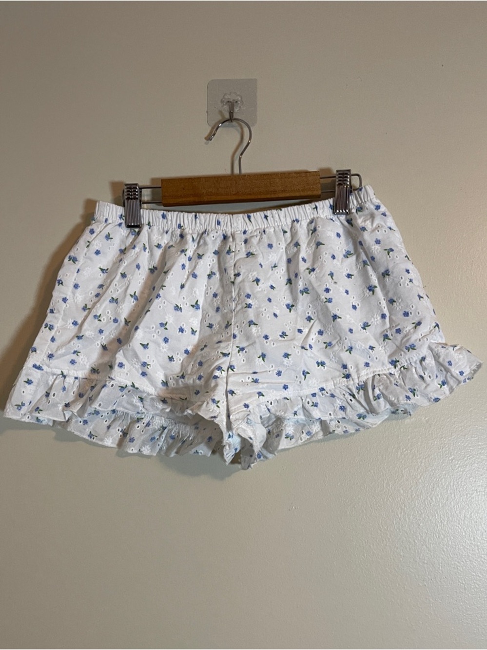 Forever 21 Bloomer Shorts Juniors Small White Floral Coquette Festival Micro